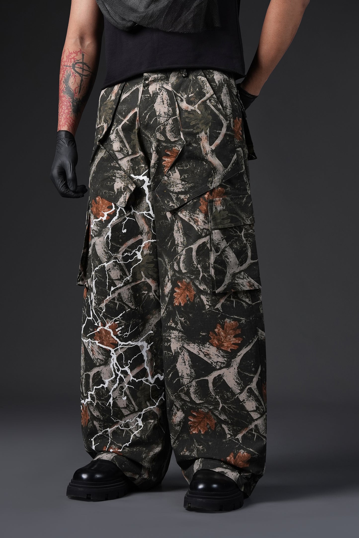 NO TRACE - Camouflage Pants