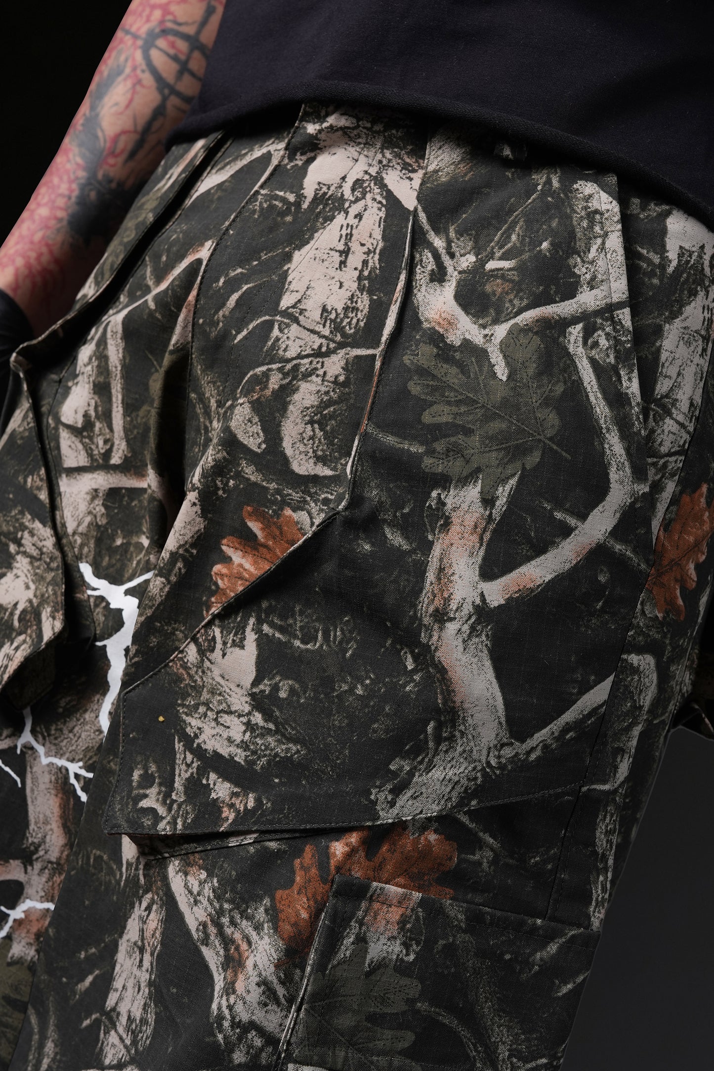 NO TRACE - Camouflage Pants
